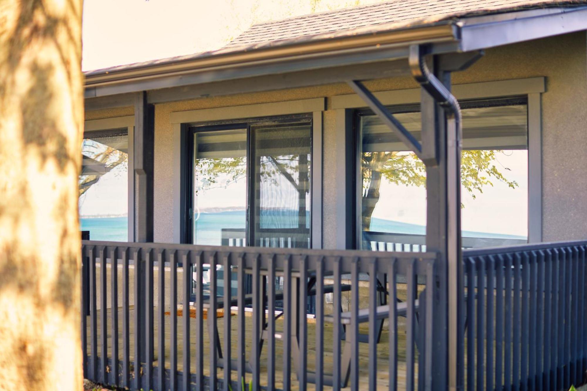 The Long Beach Resort - Beachfront Cottages & Townhouse Suites Wainfleet Exterior foto