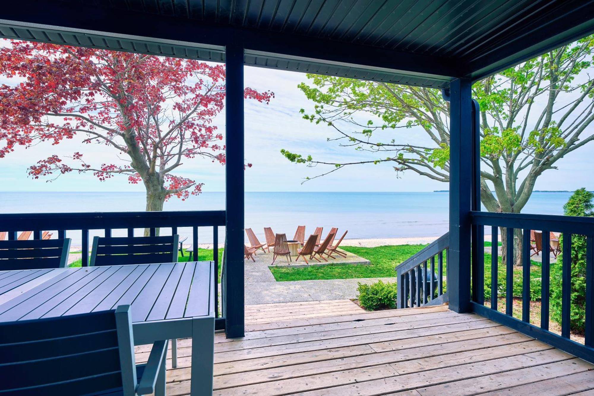 The Long Beach Resort - Beachfront Cottages & Townhouse Suites Wainfleet Exterior foto