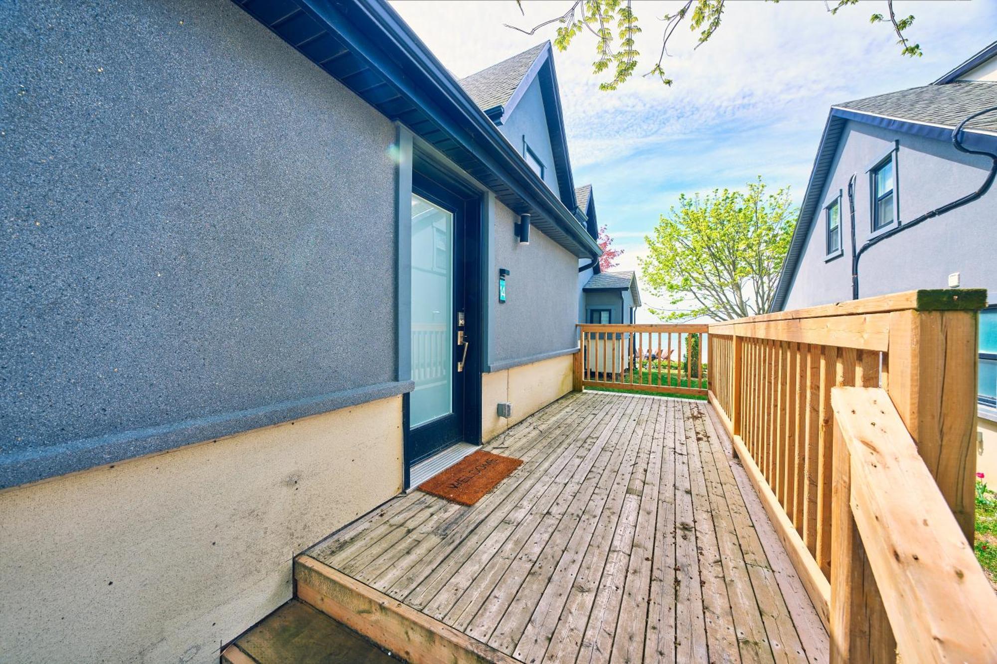 The Long Beach Resort - Beachfront Cottages & Townhouse Suites Wainfleet Exterior foto